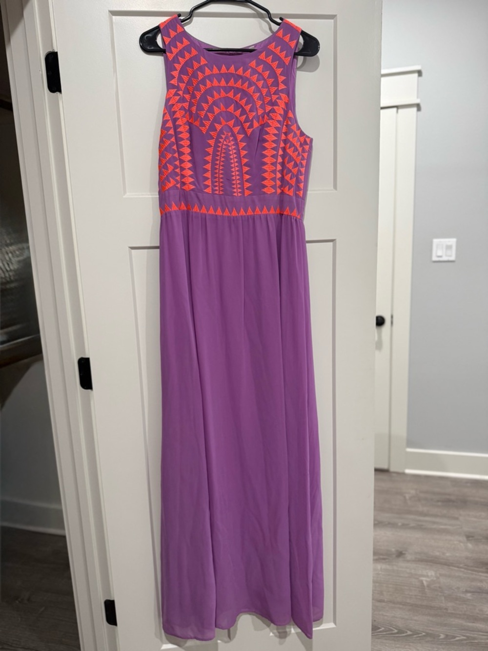 Gianni Bini Embroidered Maxi Dress | Size 10 | Purple & Coral Sleeveless Dress - Picture 2 of 6